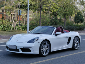 保时捷718 2022款 Boxster 2.0T