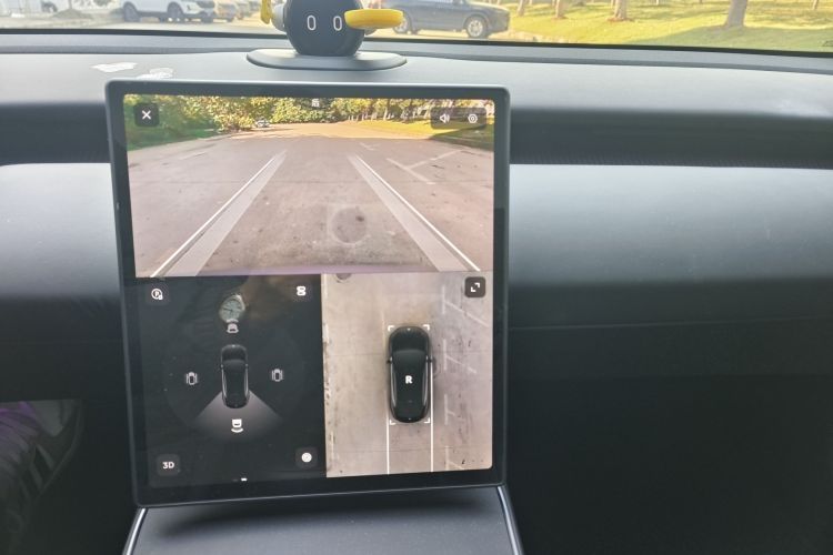 蔚来ET5 2022款 100kWh中控内饰7012