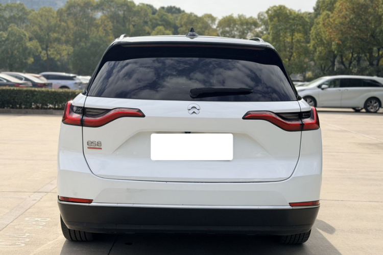 蔚来ES8 2022款 100kWh 领航版 六座车身外观6004