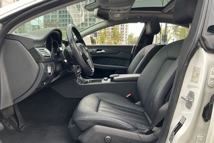 奔驰CLS 2012款 CLS 300 CGI中控内饰7008