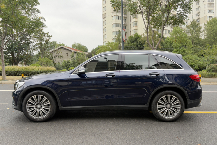 奔驰GLC 2016款 GLC 260 4MATIC 动感型车身外观6009