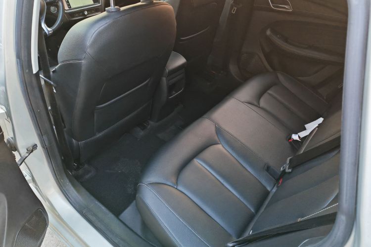 荣威Ei5 2018款 互联网旗舰版中控内饰7004