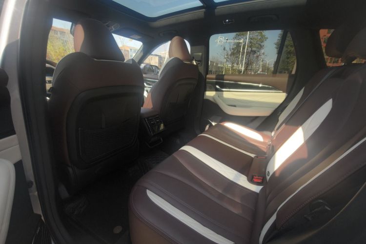 吉利汽车 星越L 2021款 2.0TD 高功自动四驱旗舰型车身外观6013