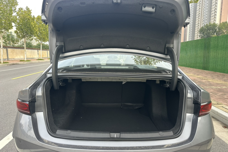 比亚迪 秦PLUS 2025款 DM-i 智驾版 128KM进取型局部细节23