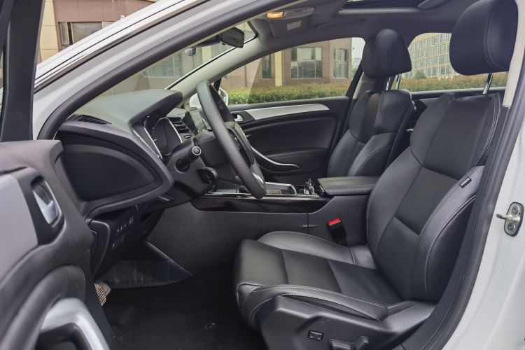 雪铁龙C5 2017款 350THP 自动豪华型中控内饰7002