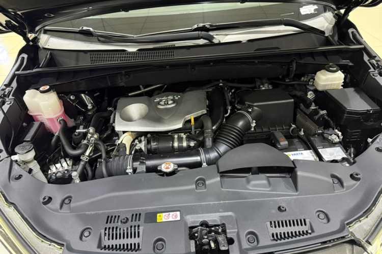 丰田 汉兰达 2018款 2.0T 四驱尊贵版 7座 国VI局部细节24