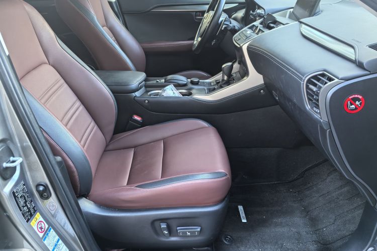 雷克萨斯NX 2015款 200t 全驱 锋尚版局部细节41