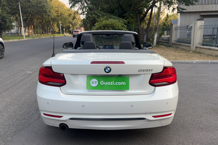 宝马2系(进口) 2018款 220i 敞篷轿跑车 运动设计套装车身外观6007
