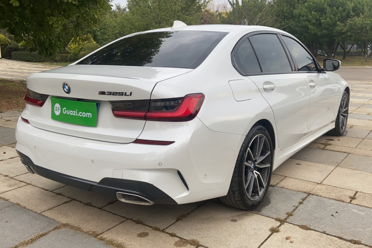 宝马3系 2021款 改款二 325Li M运动套装车身外观6006