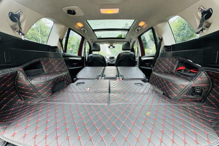 宝马2系多功能旅行车 2015款 218i 领先型局部细节23