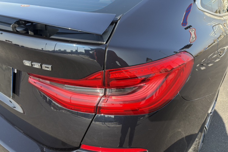 宝马6系GT 2019款 630i M运动大旅行家版车身外观6009