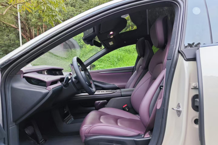 小米汽车 小米SU7 2024款 后驱长续航智驾版中控内饰7004