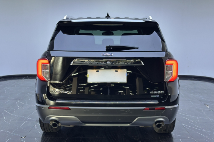 福特 探险者 2020款 EcoBoost 285 四驱钛金版 7座车身外观6003