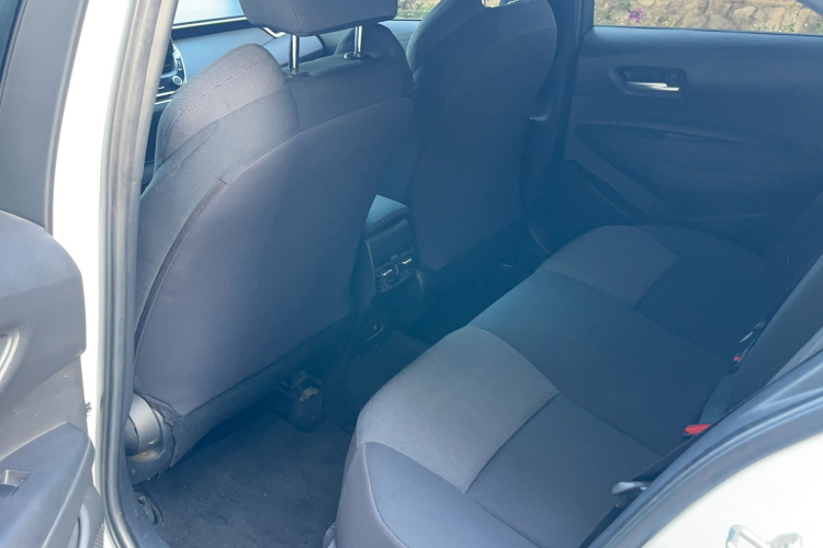 丰田 雷凌 2022款 185T CVT豪华版中控内饰7003