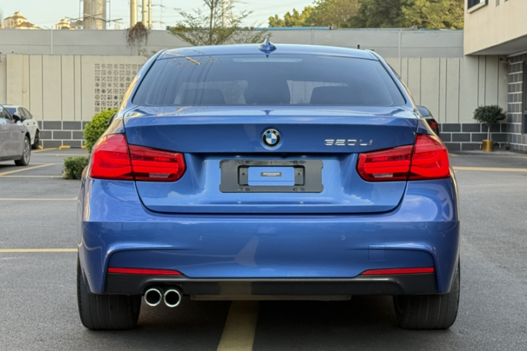 宝马3系 2017款 320Li M运动型车身外观6006