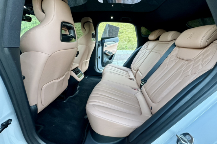 比亚迪 宋L EV 2024款 662km 卓越型中控内饰7005