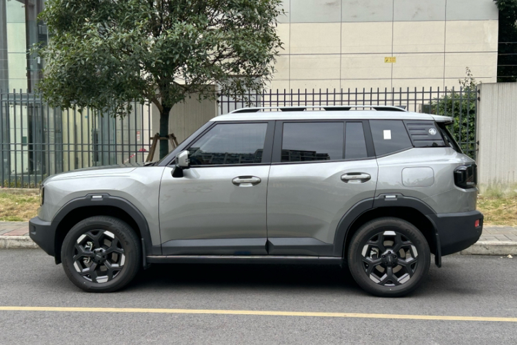 捷途自由者 2025款 2.0TD 自动XWD征服车身外观6002