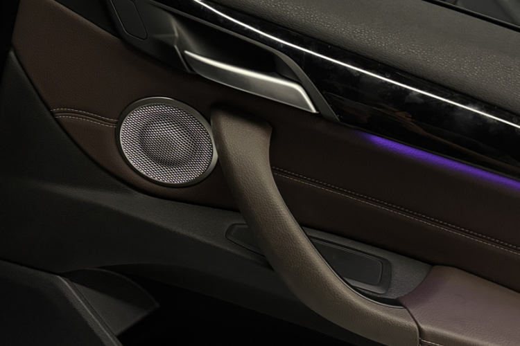 宝马X1 2021款 sDrive25Li 领先型中控内饰7008