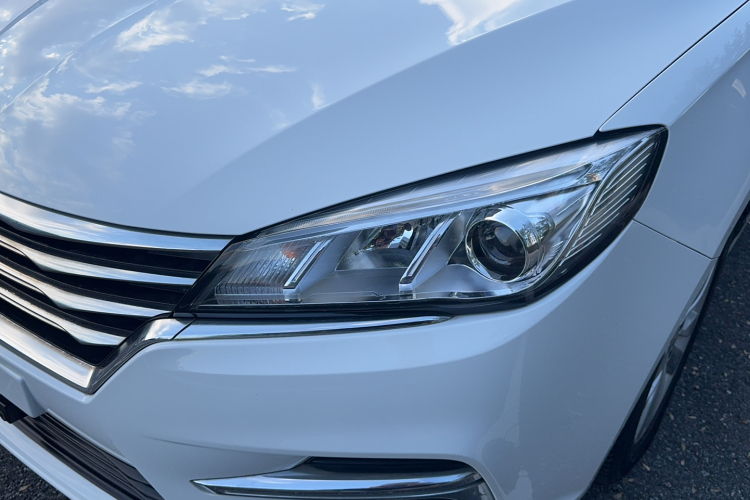 荣威360 2018款 PLUS 1.5L 自动尊享版车身外观6006