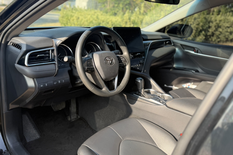 丰田 凯美瑞 2021款 2.0G 豪华版中控内饰7001