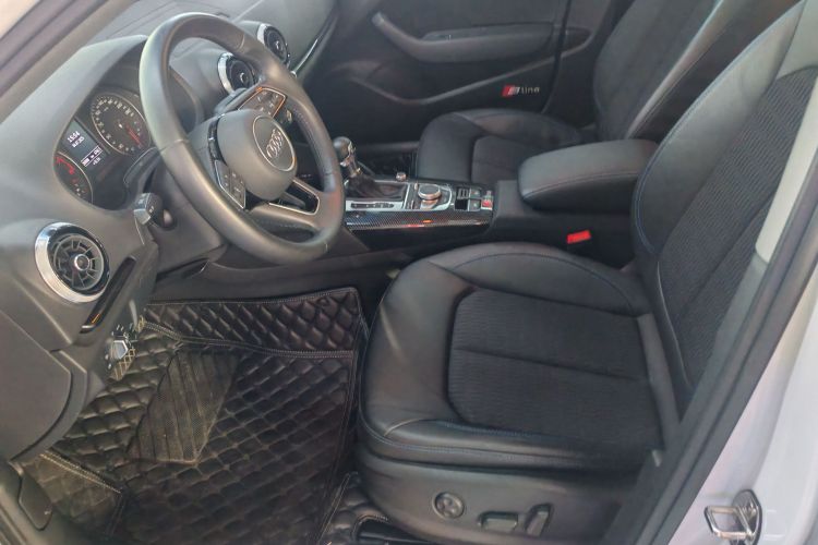 奥迪A3 2019款 Limousine 35 TFSI 时尚型 国V中控内饰7002