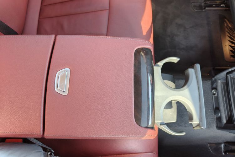 宝马5系 2018款 528Li 上市特别版中控内饰7001