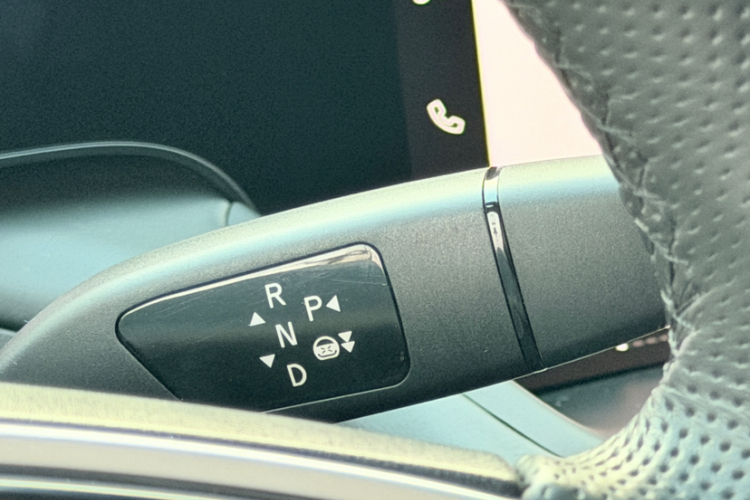 小鹏P7 2020款 586E局部细节18