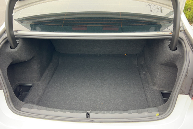 宝马3系 2023款 320Li M运动套装局部细节23