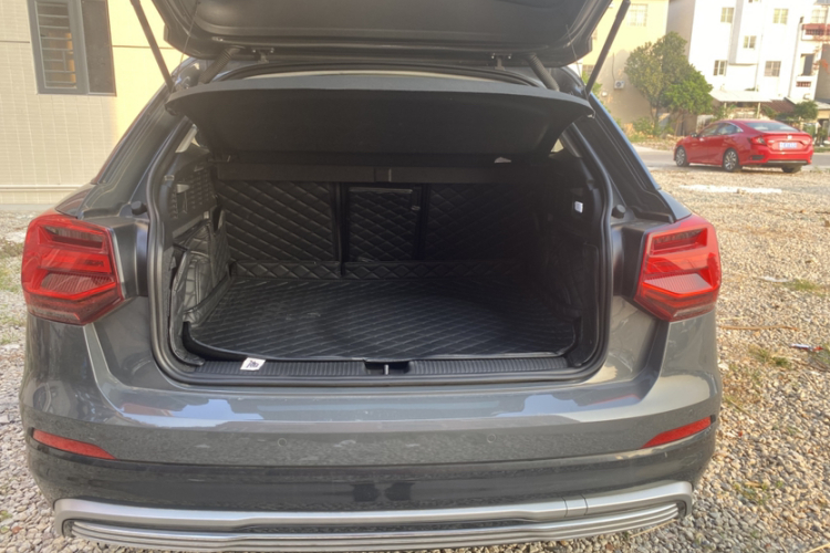 奥迪Q2L e-tron 2019款 Q2L e-tron 纯电智酷型中控内饰7004