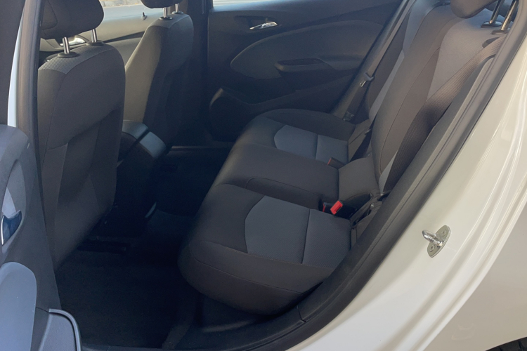 雪佛兰 科鲁兹 2017款 1.5L 自动先锋天窗版中控内饰7002