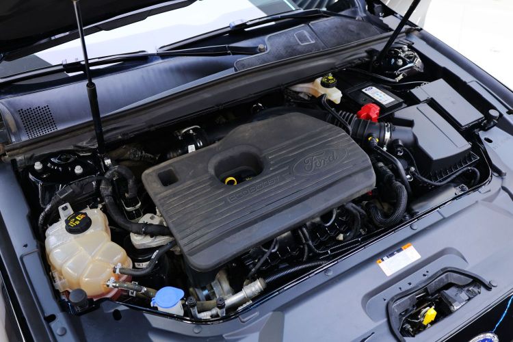 福特 金牛座 2019款 EcoBoost 245 尊享版局部细节24