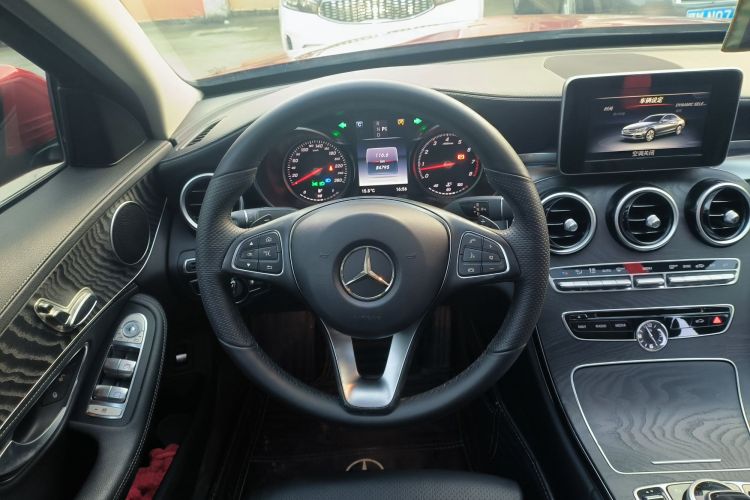 奔驰C级 2015款 改款 C 180 L 运动型中控内饰7004