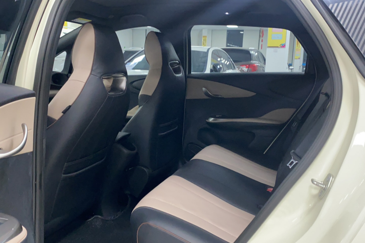 比亚迪 海豚 2023款 420km 时尚版中控内饰7002