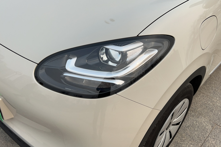 五菱汽车 五菱缤果 2024款 203km 轻享款车身外观6001