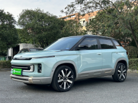 吉利汽车 吉利icon 2023款 1.5TD 巧克力醇臻版