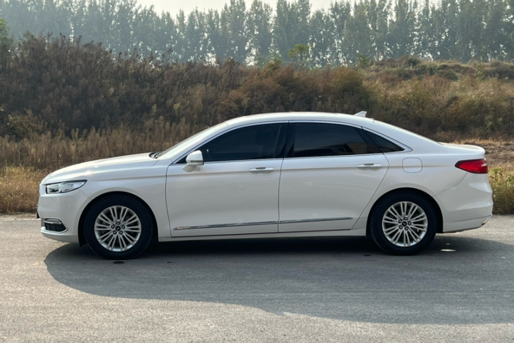 福特 金牛座 2017款 改款 EcoBoost 245 时尚型车身外观6004