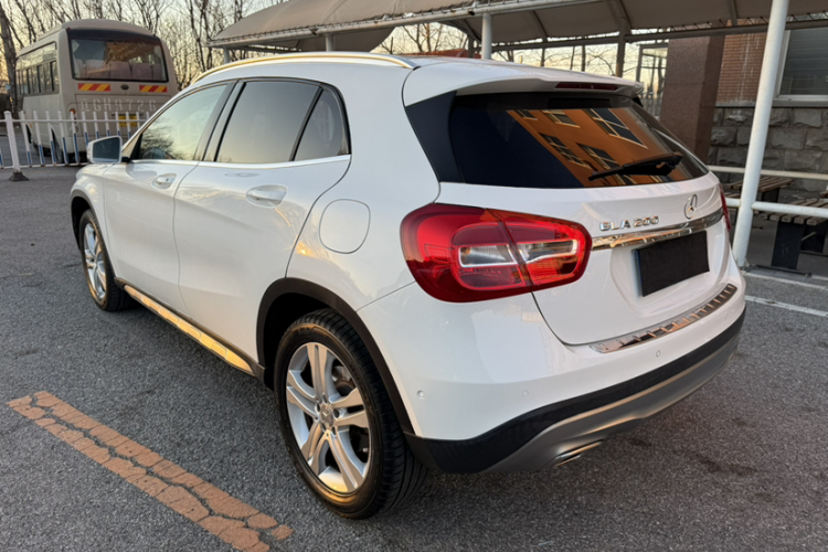 奔驰GLA 2016款 GLA 200 动感型车身外观6003
