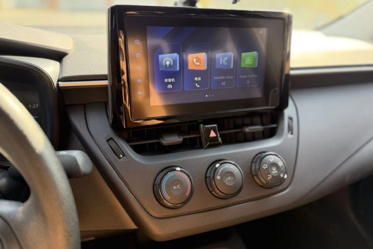 丰田 卡罗拉 2022款 TNGA 1.5L CVT先锋版中控内饰7003