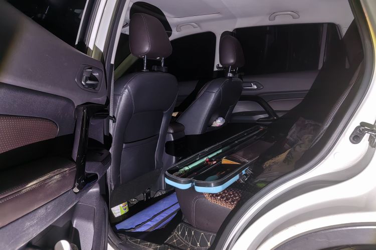 广汽传祺 传祺GS4 2018款 200T 手动两驱精英版中控内饰7004