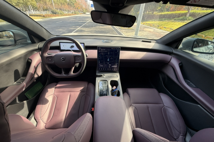 蔚来ET5T 2024款 75kWh Touring中控内饰7004