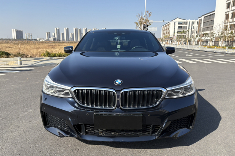 宝马6系GT 2019款 630i M运动大旅行家版车身外观6003