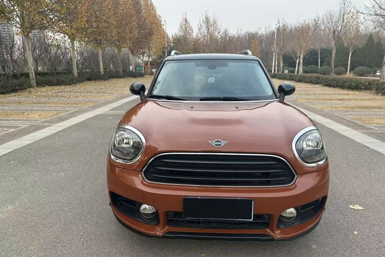MINI Countryman 2018款 1.5T COOPER ALL4 经典派车身外观6005