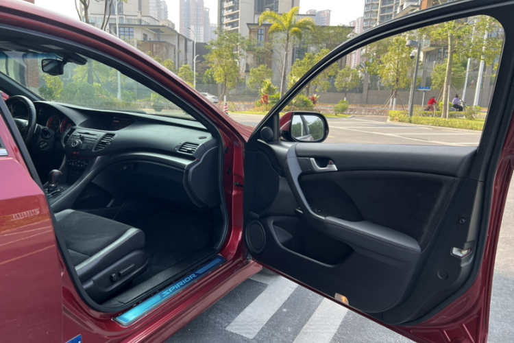 本田 思铂睿 2013款 2.4L TYPE-S中控内饰7005