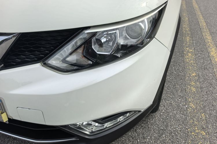 日产 逍客 2017款 2.0L CVT智享版 国V车身外观6007