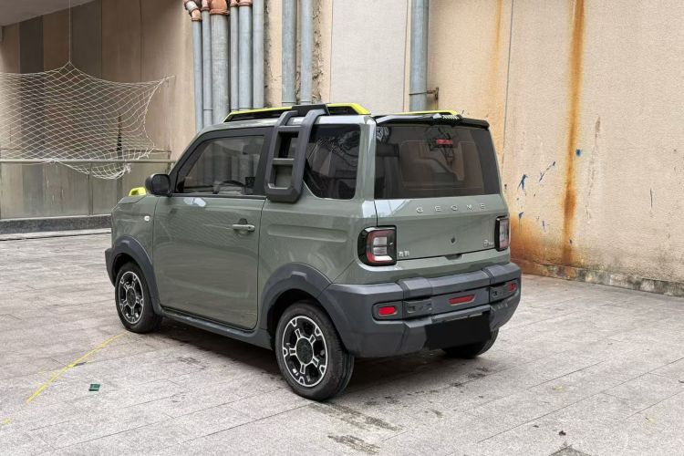 吉利银河 2024款 200km 熊猫骑士车身外观6005