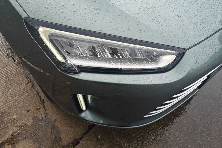 鸿蒙智行 问界M5 2022款 增程后驱标准版车身外观6011