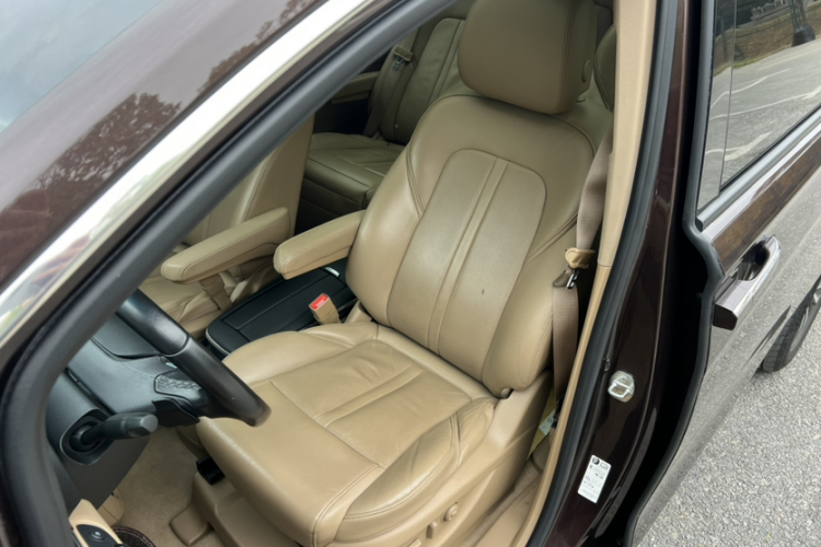 别克GL8 2017款 ES 28T 豪华型 国V中控内饰7006