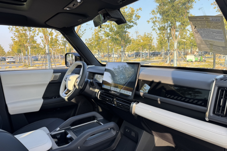 奇瑞iCAR 03T 2024款 520km 两驱长续航版中控内饰7006