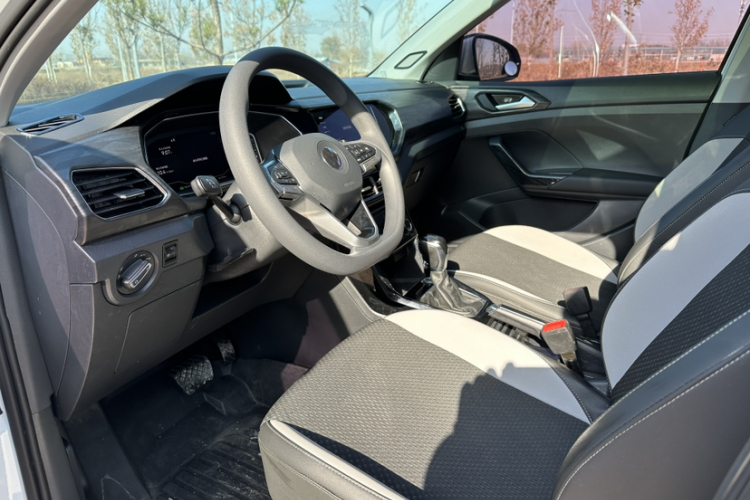 大众 探影 2020款 1.5L 自动 悦中控内饰7003