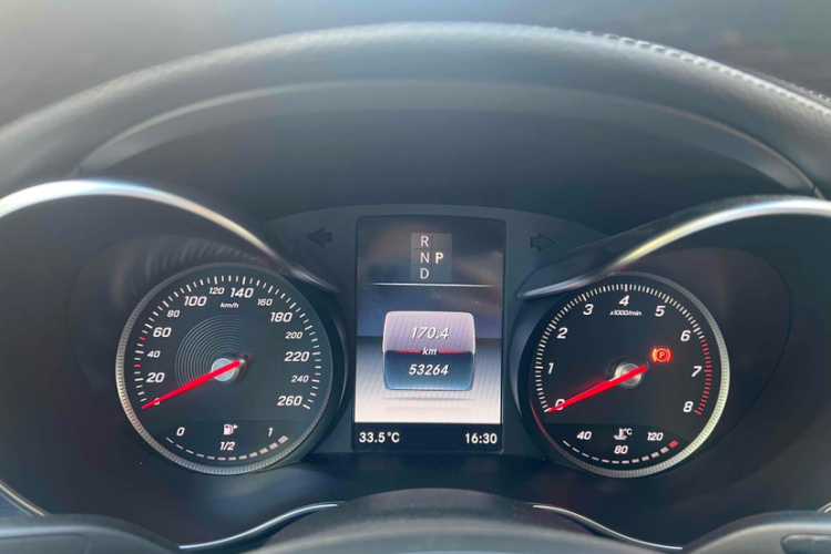 奔驰C级 2018款 C 200 L 运动版中控内饰15